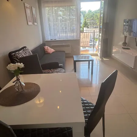 Amber Blue Mare Apartment